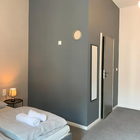 Hostel St48 New