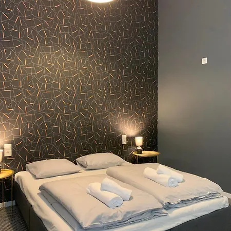 St48 New Hostal